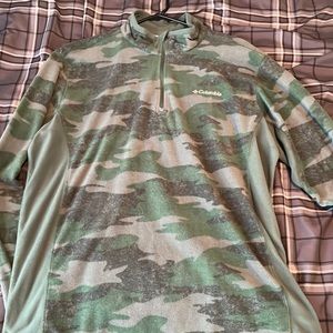 Columbia quarter zip